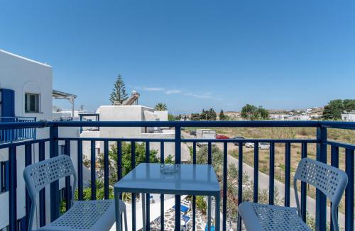 Parikia Apartment | Livadia Seaside Studios 12