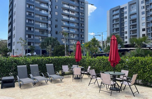 Punal Condo | LIVERA RD 1 BEDROOM APARTMENT. 10 MINUTES FROM AIRPORT AND HOMS