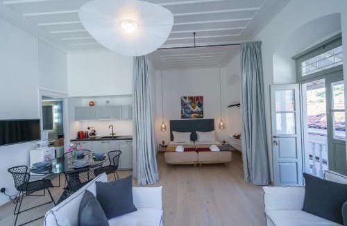 idhra Apartment | LIVIN Hydra Legacy Suite