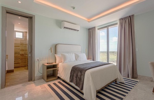 Punta Cana Apartment | ll Lago at Juanillo Beach