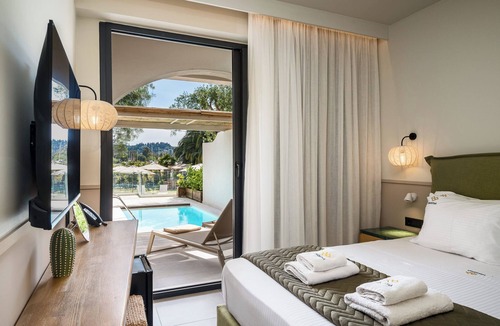 Kontokali Hotel | Loadstar Rooms & Suites