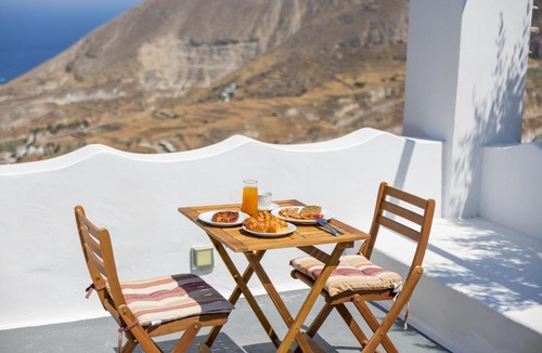 Pyrgos Apartment | Loft Kaves Pool & Bar Suites