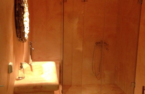 Bouzaiika House | Long View Resort & Spa Rooms & Apartments