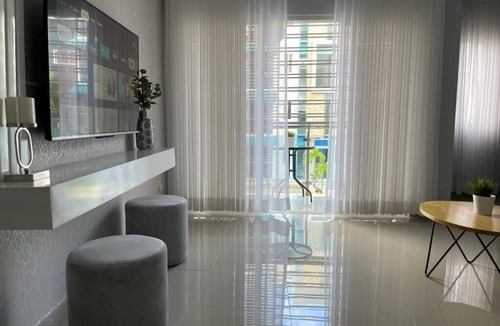 Punal Condo | Looking for a family-friendly vacation spot that's close to everything? Look no further
