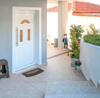Prinos Apartment | Loridis View Apartments