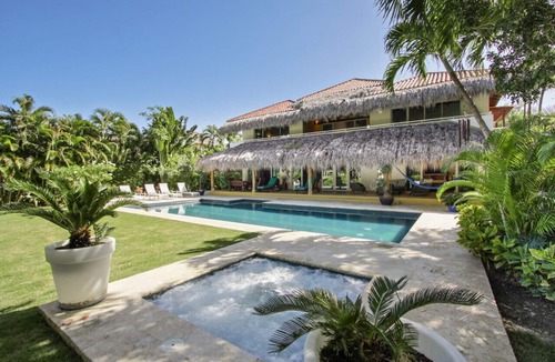 Punta Cana Villa | Los Ensueños: Dream villa near beach w/pool, Jacuzzi, housekeeper & golf cart