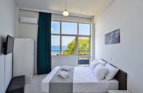 Halepa House | Loucerna Suites Chania