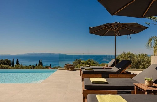 Vlachata Villa | Lourdas Sunshine with Private Pool