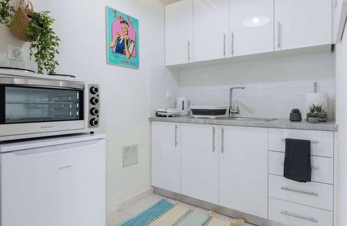 Loutraki Apartment | Loutraki Getaway - Cozy and Quiet Nest