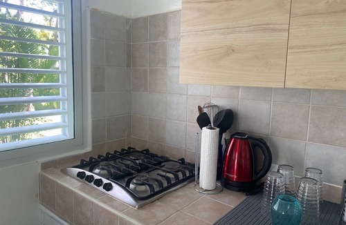 La Iglesia Condo | Lovely 1 bedroom apt in quiet residence. Pool, 3 min from the beach, strong wifi