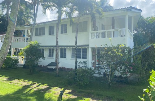 La Iglesia Condo | Lovely 1 bedroom apt in quiet residence. Pool, 3 min from the beach, strong wifi