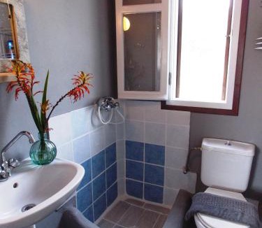 Tinos Town Apartment | Lovely Studio Apartment For 2 Ppl In Tinos