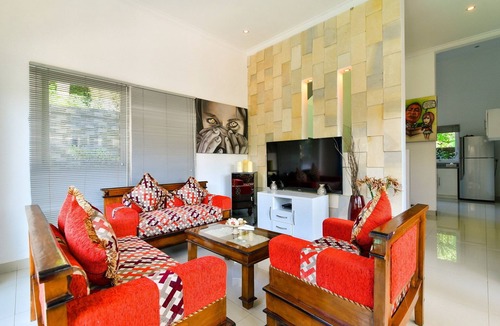 Kaliasem Villa | Lovina Poolvilla, Private Butler, Free Breakfast!