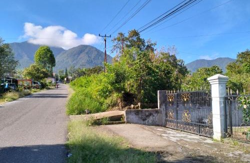 Ruteng House | LovKend