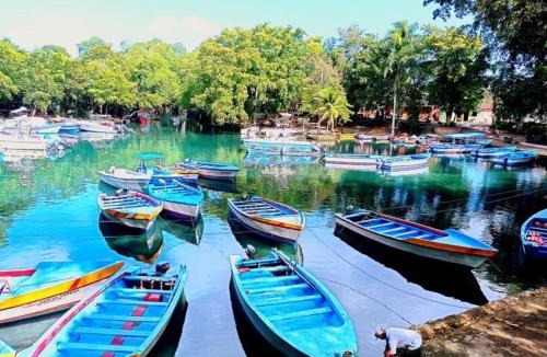 Rio San Juan Villa | Lujosa Villa in Río San Juan J