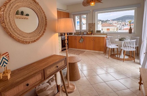 Samos Town Apartment | Luna