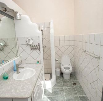 El Limon Villa | Lutix Village