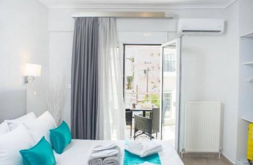 Perea Apartment | Lux VIP Apartments Studio with Back View