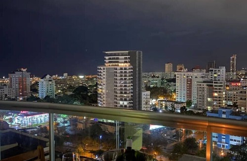 La Julia Apartment | Luxe Condo|Elegant|Down Town|Ocean View|Pool|Gym