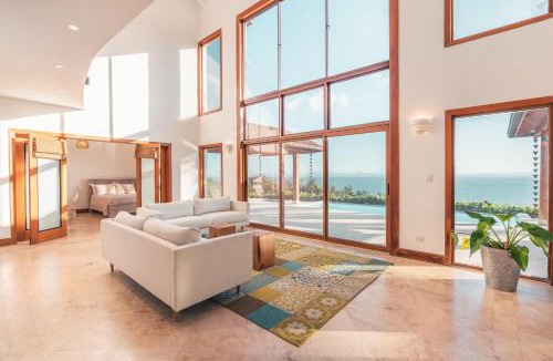 Puerto Bahia Villa | Luxe retreat at Puerto Bahia Bkfst included