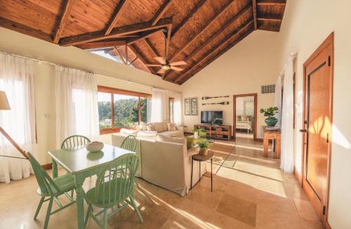 Puerto Bahia Villa | Luxurious Villa at Puerto Bahia with Great Views