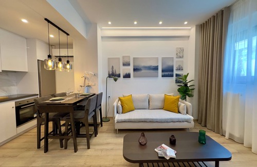 Kallithea Apartment | Luxurious Home | Shared Rooftop Pool and Gym by TT