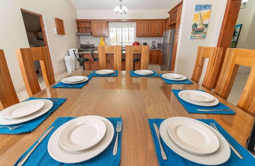 La Esplanada Villa | Luxurious Kickback Villa for Vacation Fun