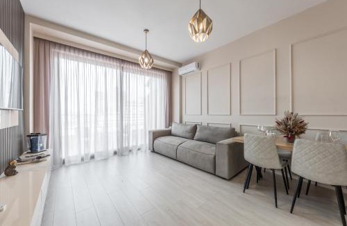 Blloku Apartment | Luxurious Panoramic Apartment