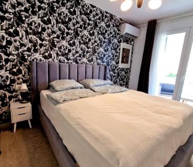Porto Rafti Apartment | Luxurious studio apartment close to the beach and airport