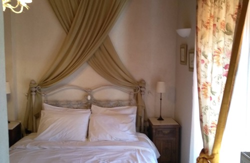 Raftis House | Luxurious Suites with Great View to Loussios Gorge