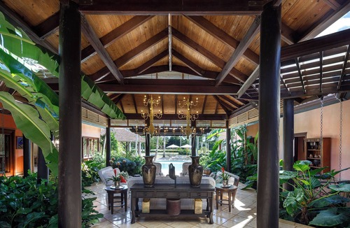 Los Mangos Villa | Luxurious Tropical Villa close to the beach - Great cook fully staffed