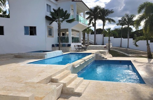 La Mulata Villa | Luxury 12BR Sosua Compound - 2 Pools, Jacuzzi & Private Retreat