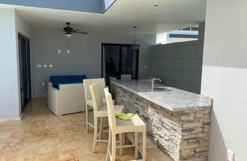 La Mulata Villa | 😎Luxury 2 bdrm Villa -Private Pool- Min. to the beach - Private Chef for hire😎