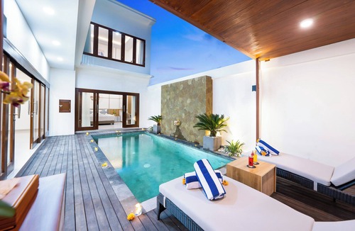 Denpasar Barat Villa | Luxury, 2-Bedroom Villa in Seminyak with Billiard
