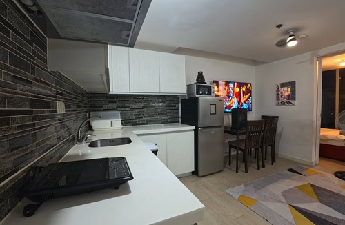 Paranaque Condo | Luxury 2BR 2BA - Azure Urban Resort Residences