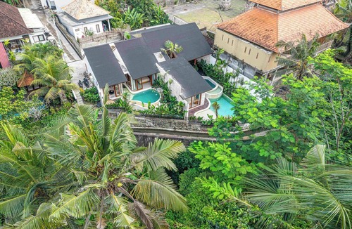Petulu House | Luxury 2BR Retreat Jungle View, Near Ubud Center