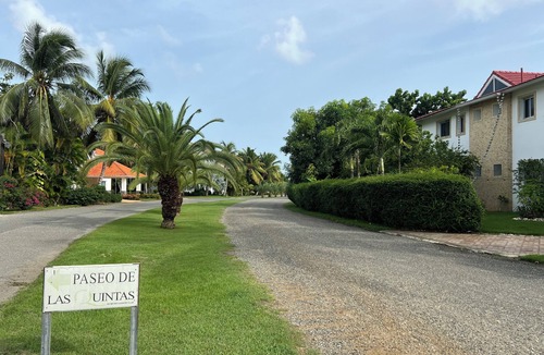 Juan Dolio Villa | Luxury 3-bed -Jacuzzi villa with WiFi and AC in Juan Dolio