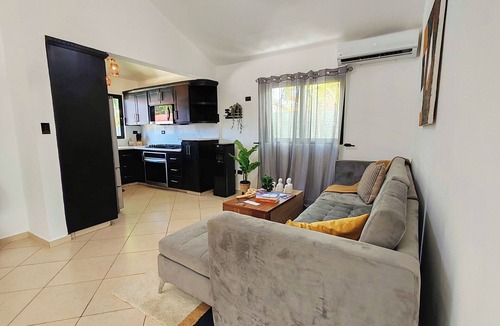 La Esplanada Villa | Luxury 3-Bedroom Villa Minutes from the Beach with Private Pool & Jacuzzi +Bonus