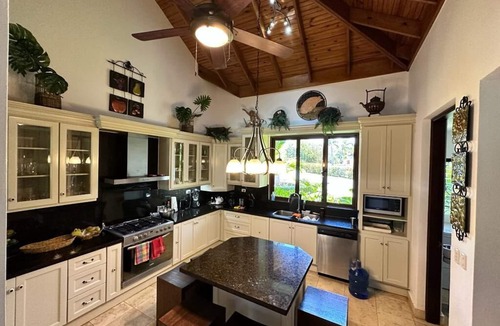Cabarete House | Luxury 5-bedroom Villa at Sea Horse Ranch Resort