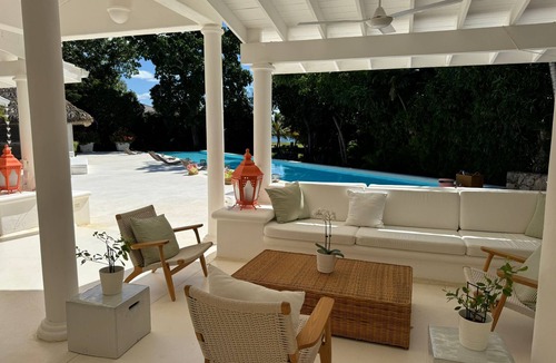 Los Lagos Villa | Luxury and Comfort in an Exclusive Paradise