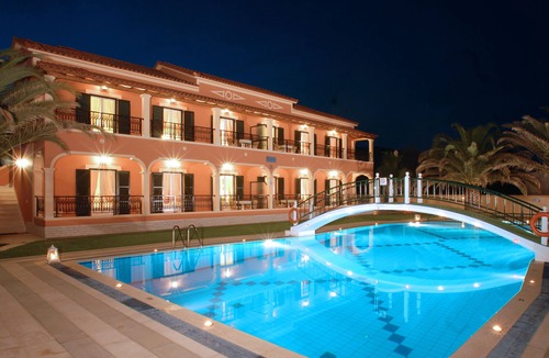 Termenades Apartment | Luxury Apartment inside Pool Villa close to Sidari