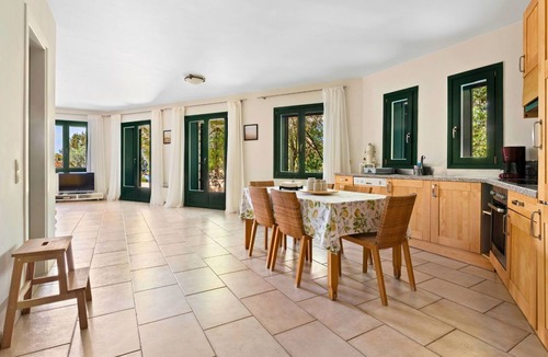 Kilada Villa | Luxury beachfront villa Aria - pool, tennis, sunset views & seaside adventures!