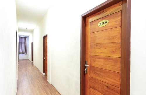 Medan House | Luxury Deluxe DBL Retreat W/Free WiFi and Parking