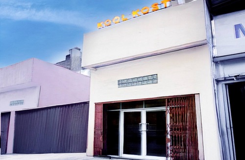 Medan House | Luxury Deluxe DBL Retreat W/Free WiFi and Parking