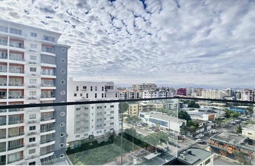 Evaristo Morales Apartment | Luxury Designer Suite, Infinity Pool,City Views