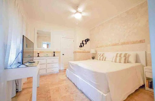 Cabarete Apartment | Luxury beachfront Playa Ventosa Condo