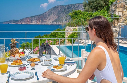 Frourion Villa | Luxury Kefalonia Villa | Villa Plori | Private Pool | 2 Bedrooms