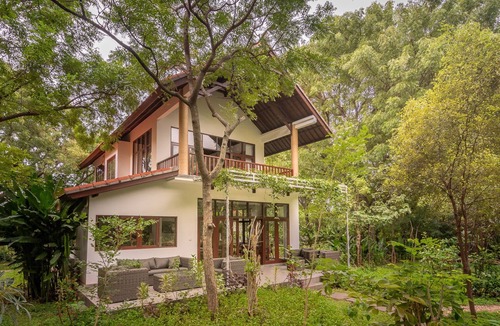 Gerokgak Villa | Luxury Living in Harmony with Nature!