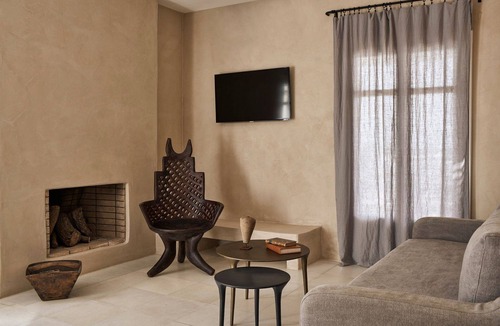 Agios Prokopios Villa | Luxury Naxos Villas | Honeymoon Villa | Air Conditioning | Private Pool