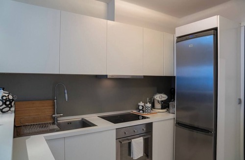 Itea House | Luxury on the Water - Seaside Maisonette in Itea